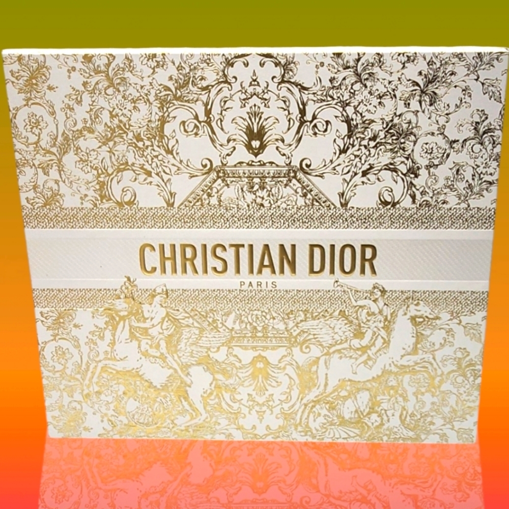 NWOT Dior Gift box Limited edition 🎁🌲